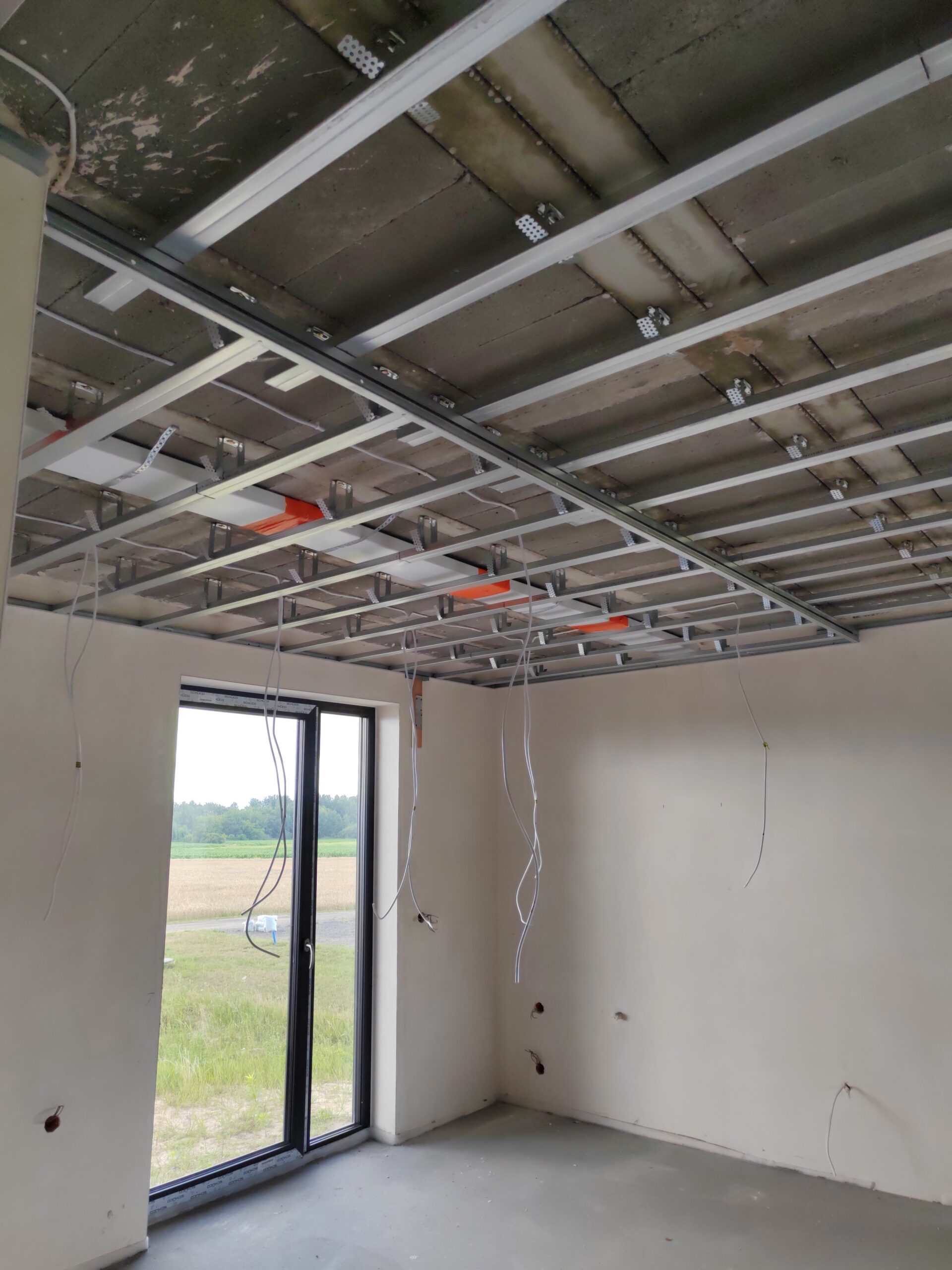 Sufity podwieszane Opole realizacja